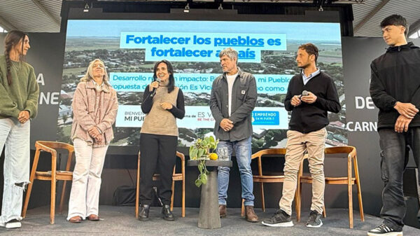 Hoy, la organización no sólo despliega el programa “Bienvenidos a mi Pueblo”, sino que suma la iniciativa “Yo Emprendo en mi Pueblo”.