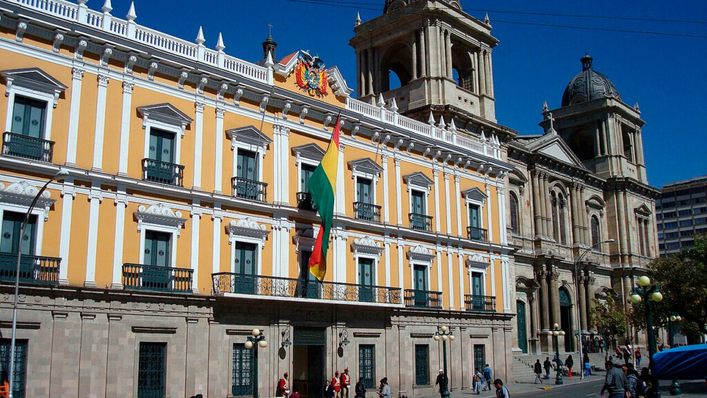 Elecciones en Bolivia. Según la consultora Ipsos Ciesmori; la corrupción financiera-política y el desempleo son las mayores preocupaciones.
