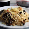 Servir el risotto inmediatamente, decorando con un poco de perejil picado (si te gusta) y, si queres, un poco extra de parmesano