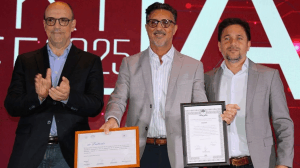 Juan Nepote, junto a Lucas Simoniello y José Corral, participaron del acto inaugural del evento en Santa Fe
