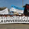 Miles de santafesinos marcharon este miércoles en defensa de la educación y la universidad pública, la ciencia y la salud.