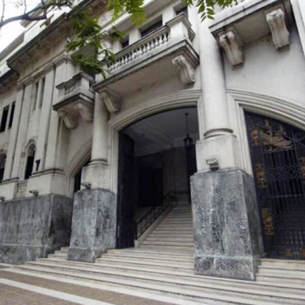 La justicia santafesina encara cambios históricos tras la aprobacion de la reforma constitucional.