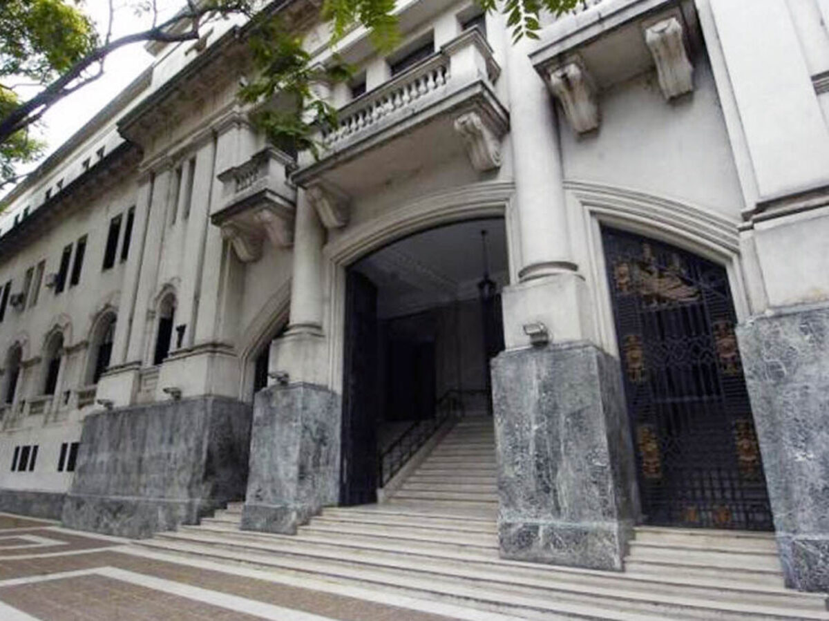 La justicia santafesina encara cambios históricos tras la aprobacion de la reforma constitucional.