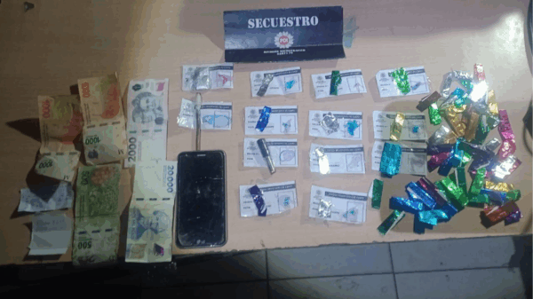 Secuestro de drogas y detenciones