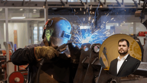 Informe del CES: La economía argentina acumula siete meses de estancamiento