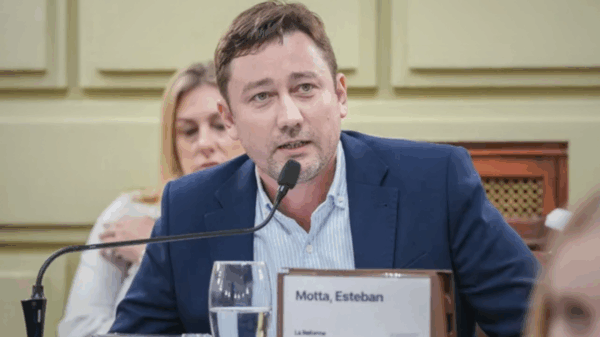 Esteban Motta senador provincial