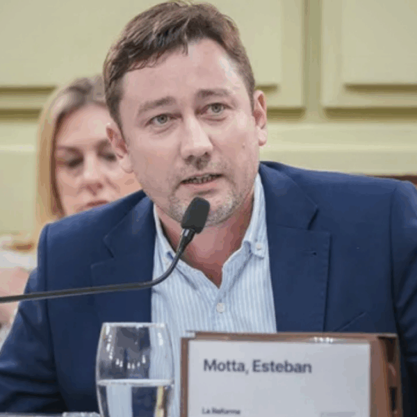 Esteban Motta senador provincial