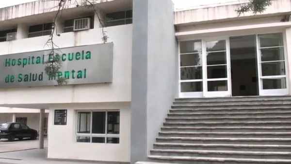 Hospital Escuela de Salud Mental de Paraná donde quedó internado