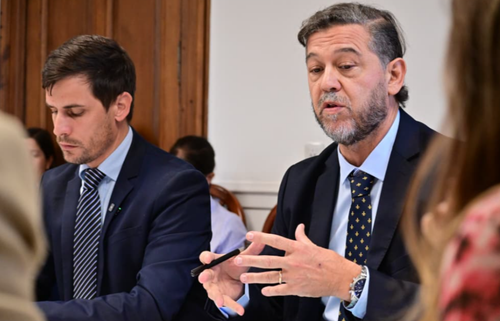 Sebastián Mastropaolo en la reunión