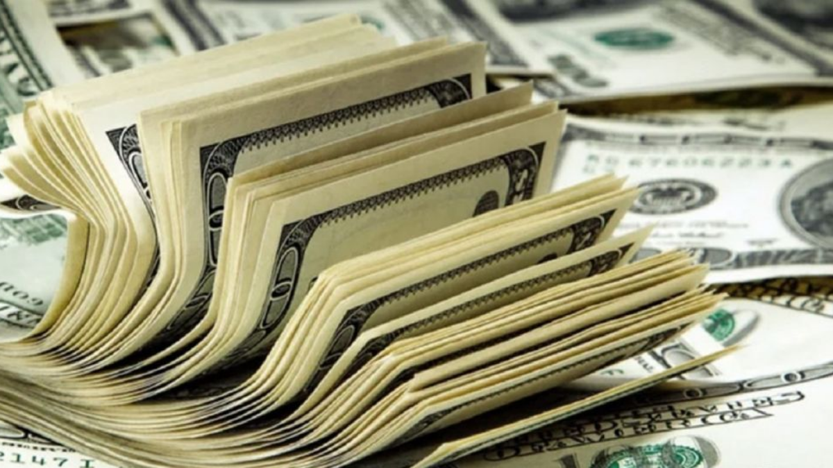 Dólar a fin de año