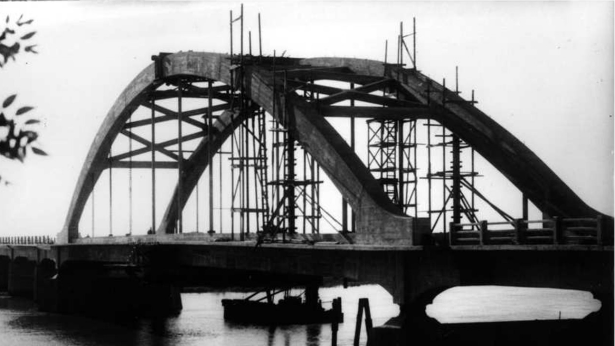 Puente Carretero