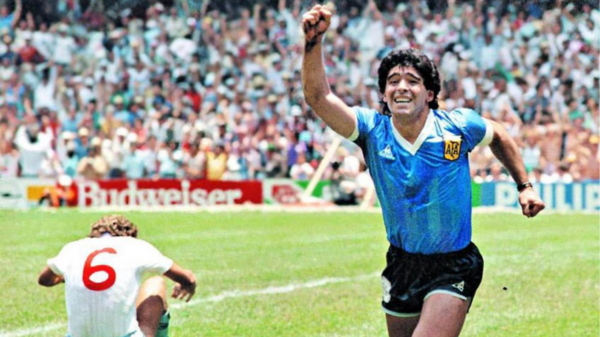 la camiseta azul