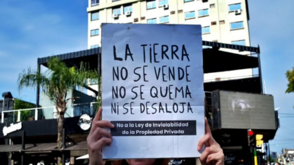 "Argentina no se vende"